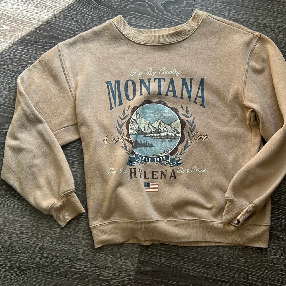 Women’s Graphic Sweatshirt
